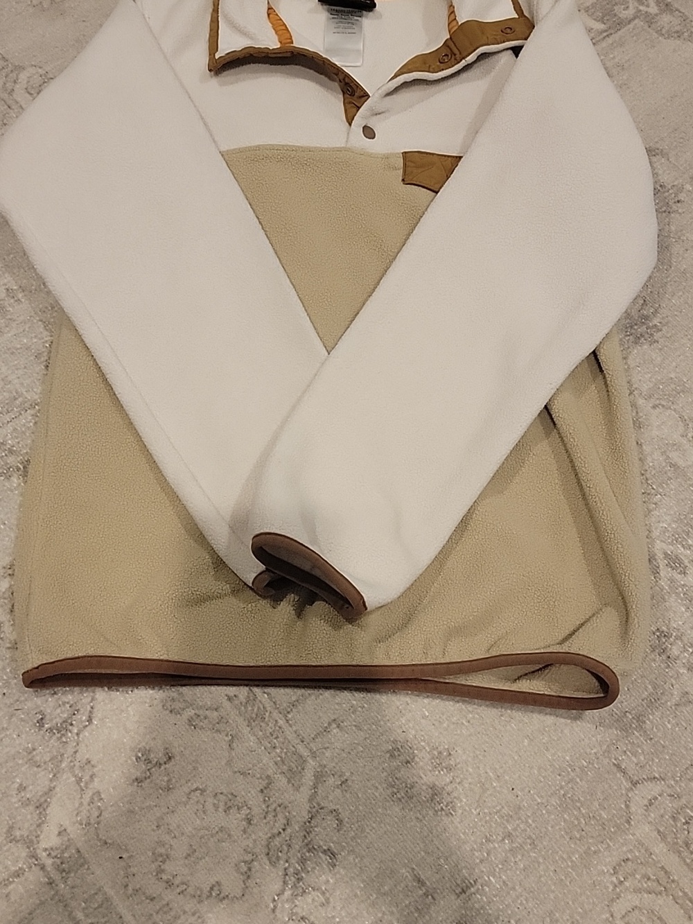 Patagonia Women's White and Tan Snap-T Fleece Pullover~Size XS - Picture 5 of 9